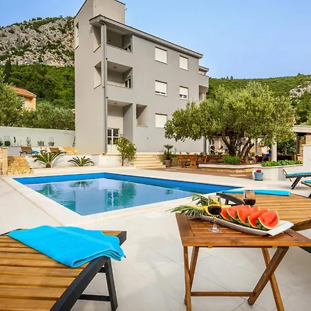 Awesome Apartment In Klek With House Sea View Klek
