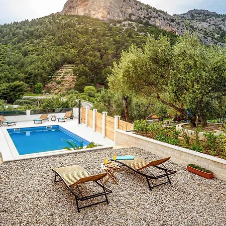 1 Bedroom In Lejlighed